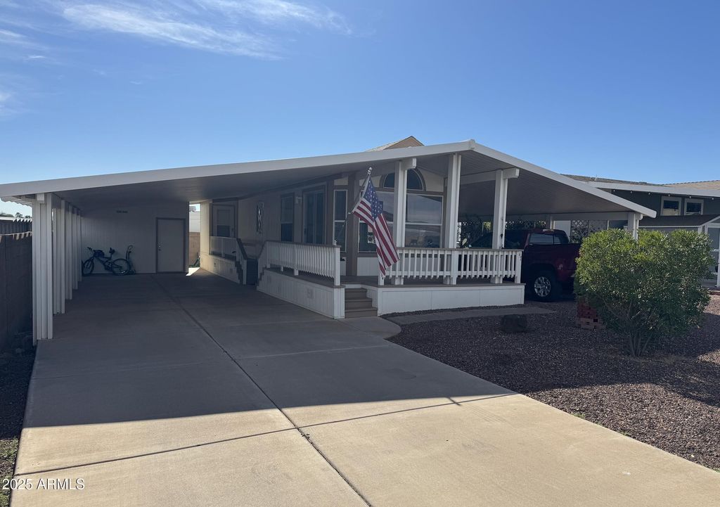 17506 W VAN BUREN Street 47, Goodyear, AZ 85338