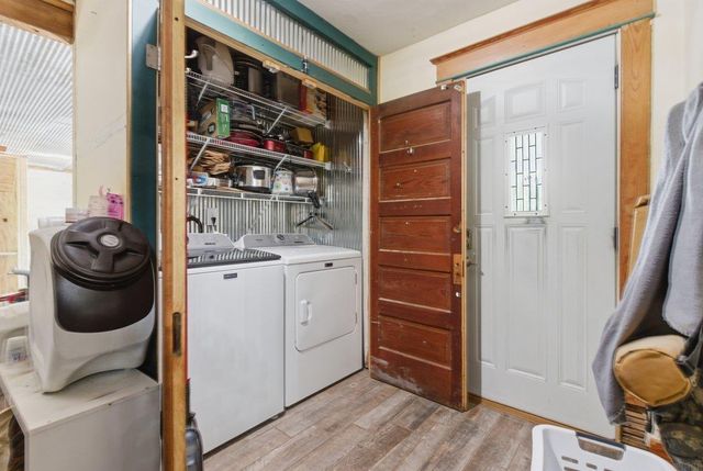 200 Forrest Avenue, Denver, IA 50622