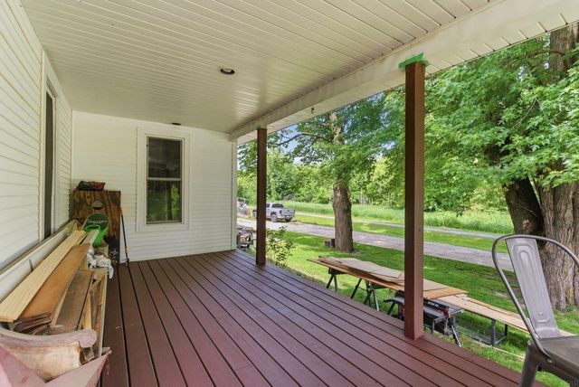 200 Forrest Avenue, Denver, IA 50622