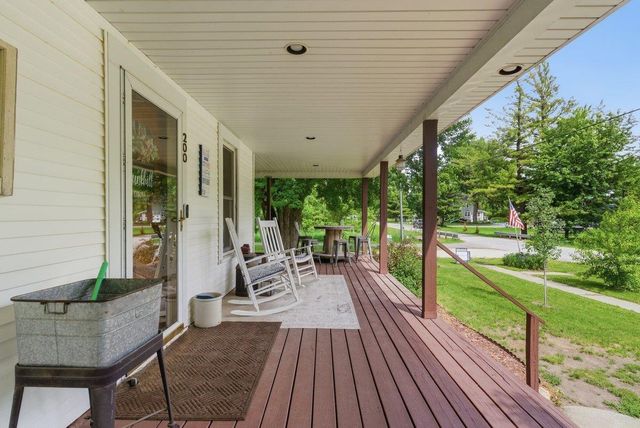 200 Forrest Avenue, Denver, IA 50622