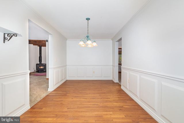 2091 STUMPSTOWN RD, Mechanicsburg, PA 17055