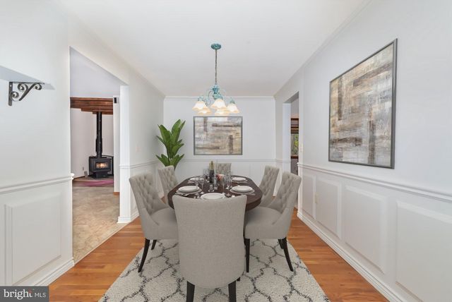 2091 STUMPSTOWN RD, Mechanicsburg, PA 17055