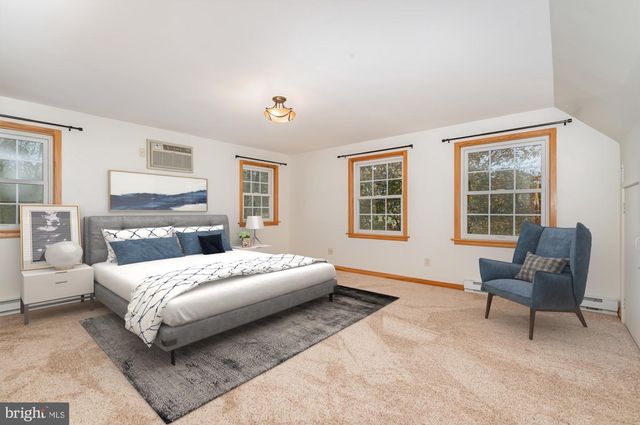 2091 STUMPSTOWN RD, Mechanicsburg, PA 17055