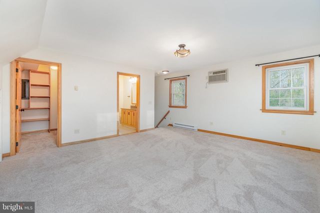 2091 STUMPSTOWN RD, Mechanicsburg, PA 17055