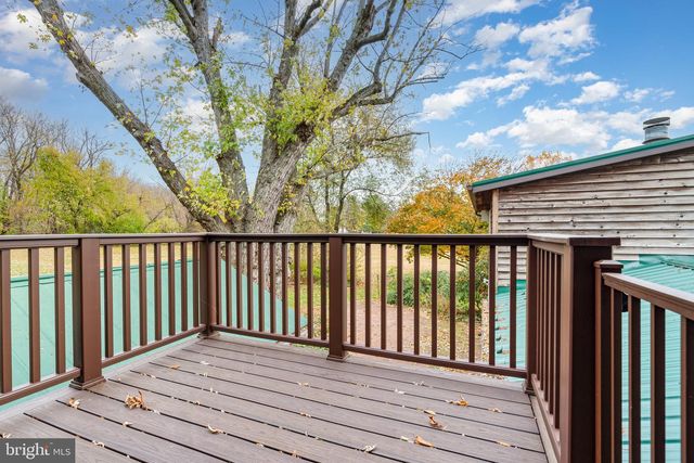 2091 STUMPSTOWN RD, Mechanicsburg, PA 17055