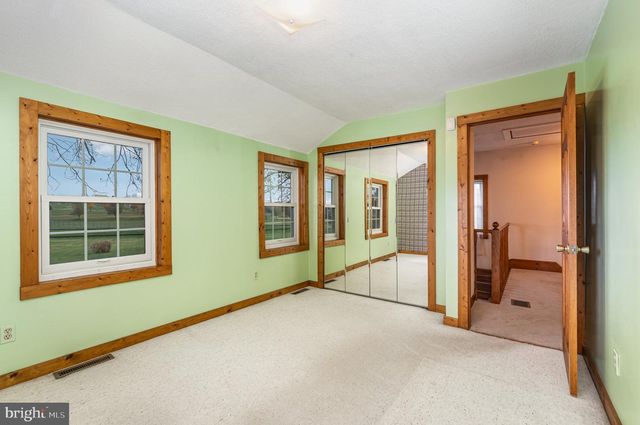 2091 STUMPSTOWN RD, Mechanicsburg, PA 17055