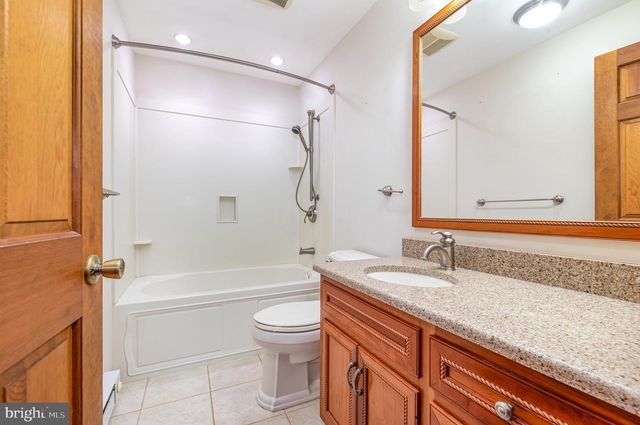 2091 STUMPSTOWN RD, Mechanicsburg, PA 17055