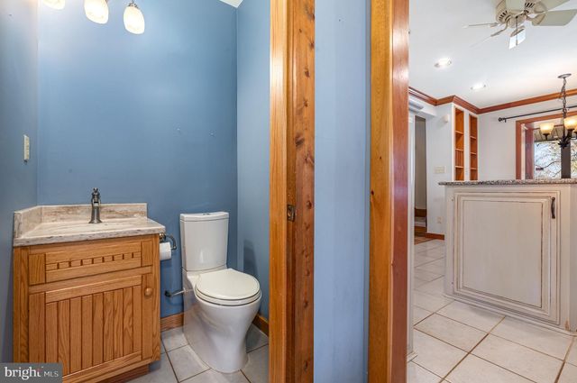 2091 STUMPSTOWN RD, Mechanicsburg, PA 17055