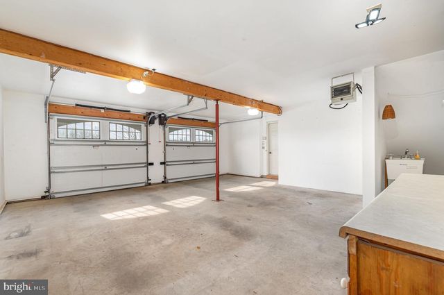 2091 STUMPSTOWN RD, Mechanicsburg, PA 17055