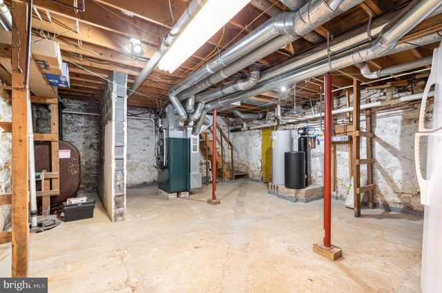 2091 STUMPSTOWN RD, Mechanicsburg, PA 17055