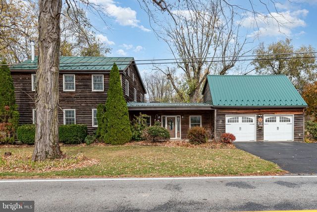 2091 STUMPSTOWN RD, Mechanicsburg, PA 17055