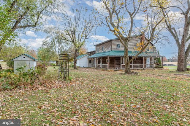 2091 STUMPSTOWN RD, Mechanicsburg, PA 17055