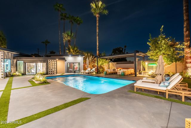1919 E Claremont Street, Phoenix, AZ 85016