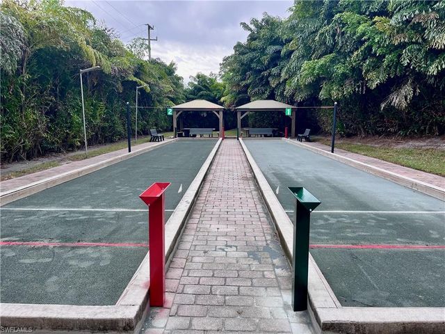 6920 Huntington Lakes CIR 103, Naples, FL 34119