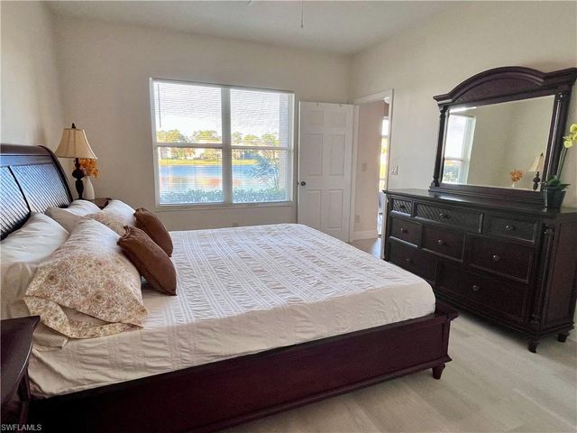 6920 Huntington Lakes CIR 103, Naples, FL 34119