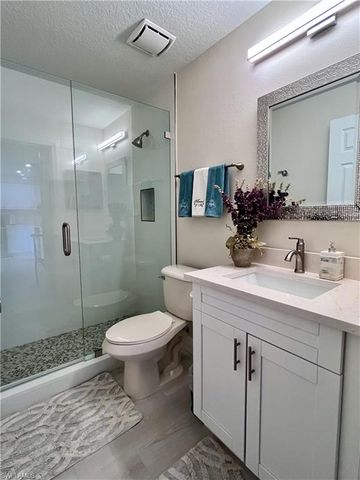 6920 Huntington Lakes CIR 103, Naples, FL 34119