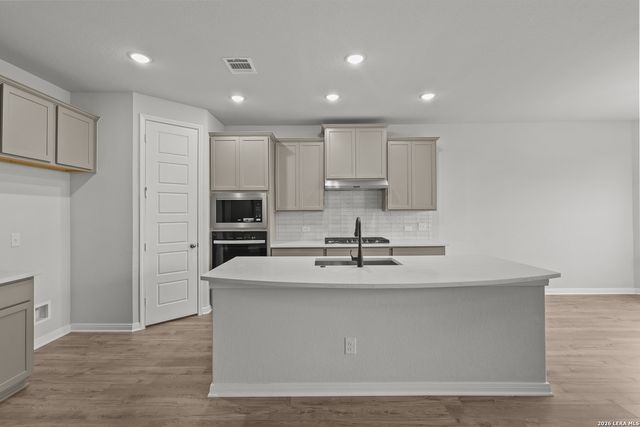 303 Canton Chase, Cibolo, TX 78108