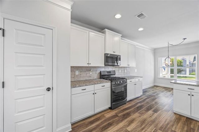 2216 Blackberry Court, Monroe, GA 30656