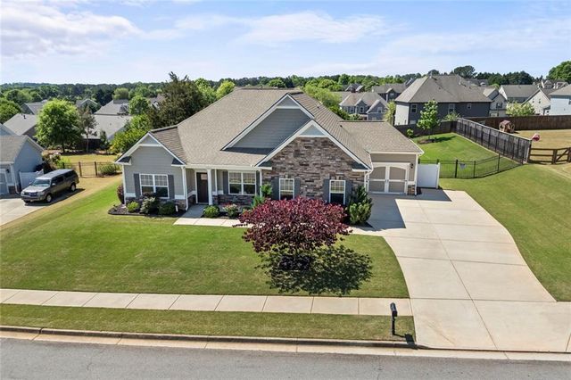 2216 Blackberry Court, Monroe, GA 30656