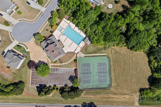 2216 Blackberry Court, Monroe, GA 30656