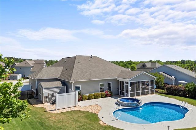 2216 Blackberry Court, Monroe, GA 30656