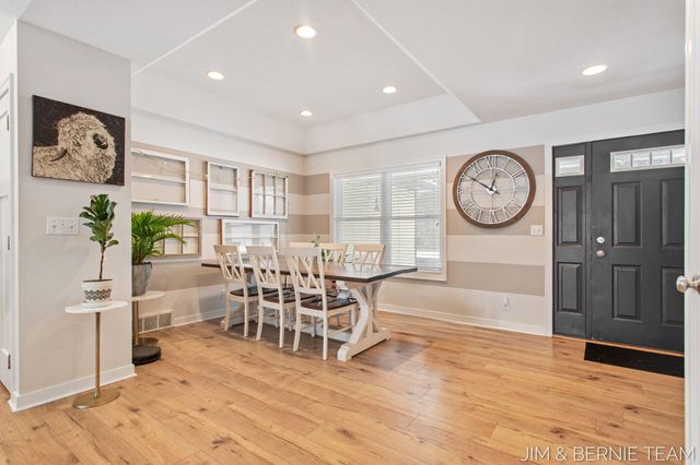 6005 River Ridge Drive, Saugatuck Twp, MI 49419