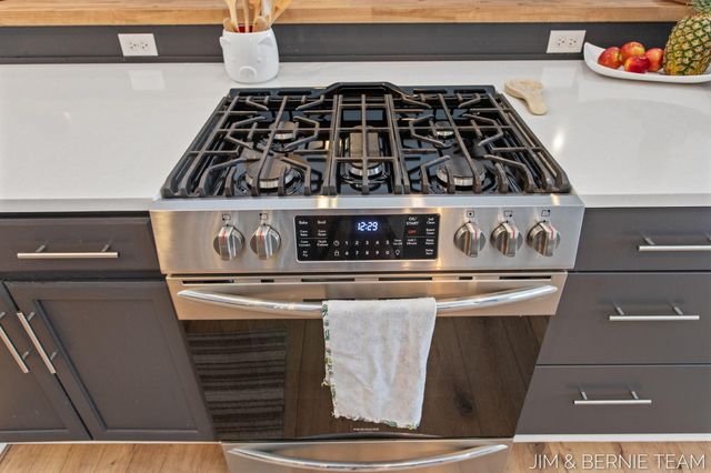 6005 River Ridge Drive, Saugatuck Twp, MI 49419