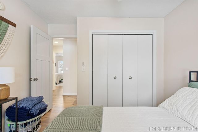 6005 River Ridge Drive, Saugatuck Twp, MI 49419