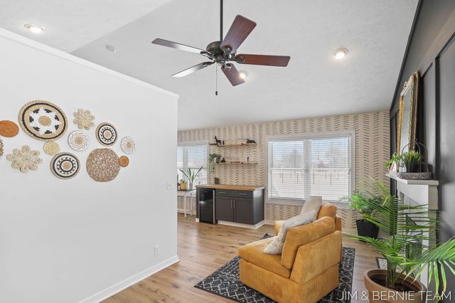 6005 River Ridge Drive, Saugatuck Twp, MI 49419