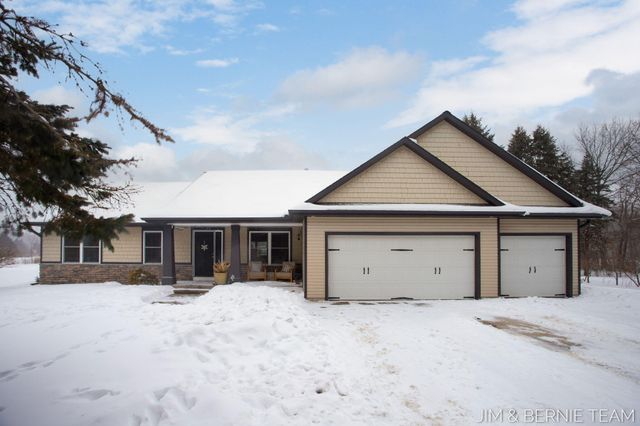 6005 River Ridge Drive, Saugatuck Twp, MI 49419