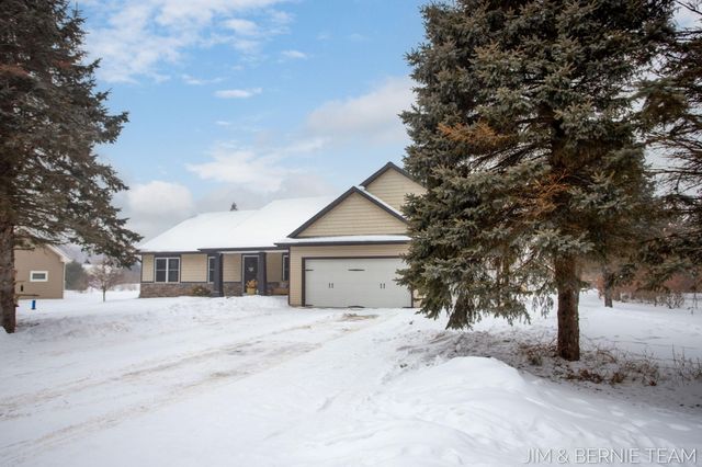 6005 River Ridge Drive, Saugatuck Twp, MI 49419