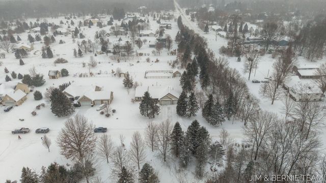 6005 River Ridge Drive, Saugatuck Twp, MI 49419