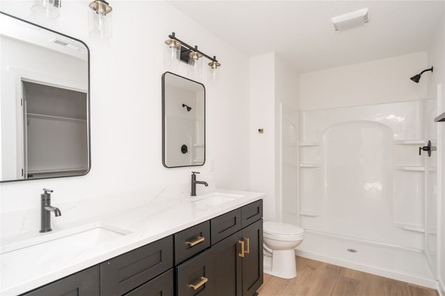 1104 NW Sproul Drive, Waukee, IA 50263