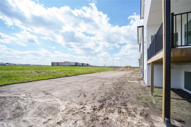 1104 NW Sproul Drive, Waukee, IA 50263