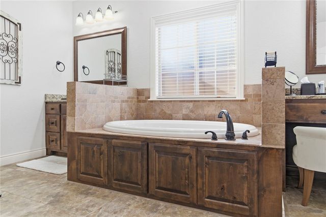 4123 Willowbend Drive, Rogers, AR 72758