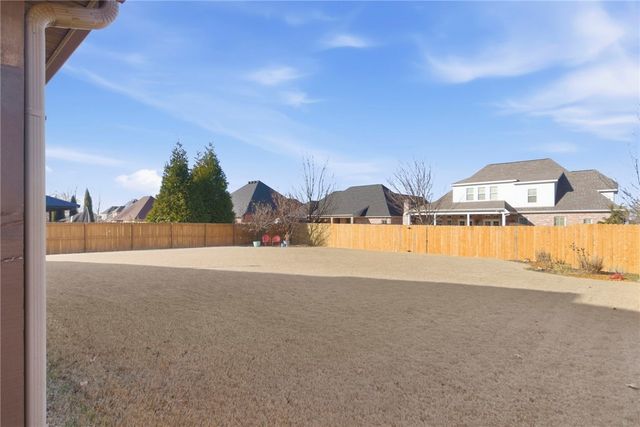 4123 Willowbend Drive, Rogers, AR 72758