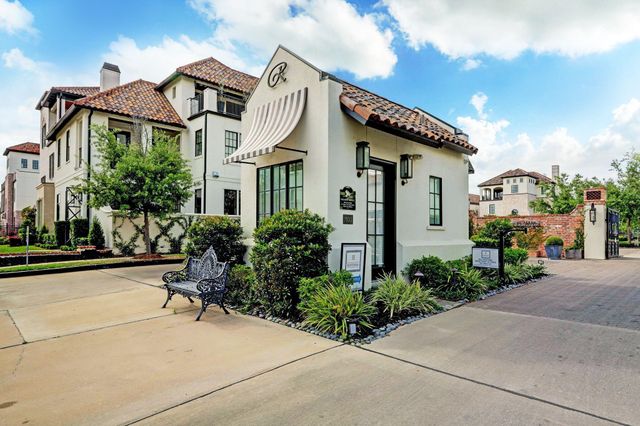1116 Mosaico Lane, Houston, TX 77055