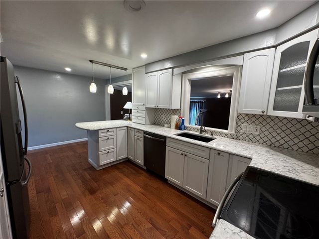 4 Capri Drive, Gates, NY 14624