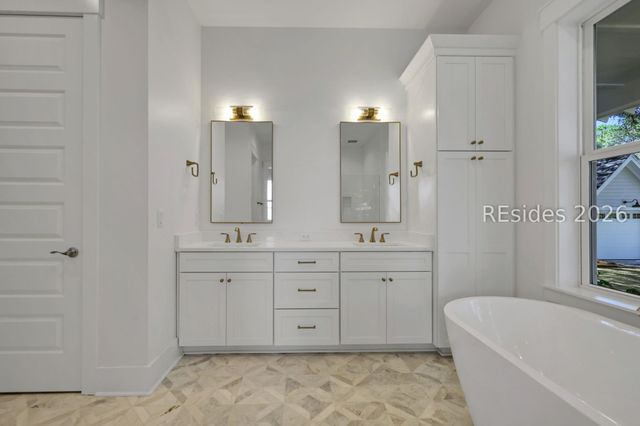 7 Greeters Ln, Bluffton, SC 29909