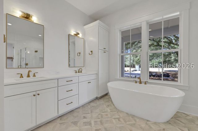 7 Greeters Ln, Bluffton, SC 29909