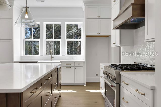 7 Greeters Ln, Bluffton, SC 29909