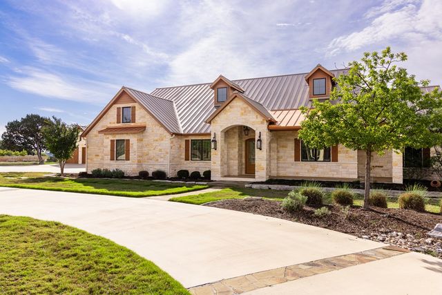 357 Cypress Estates Pkwy W, Ingram, TX 78024