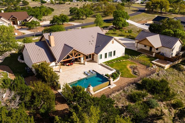 357 Cypress Estates Pkwy W, Ingram, TX 78024