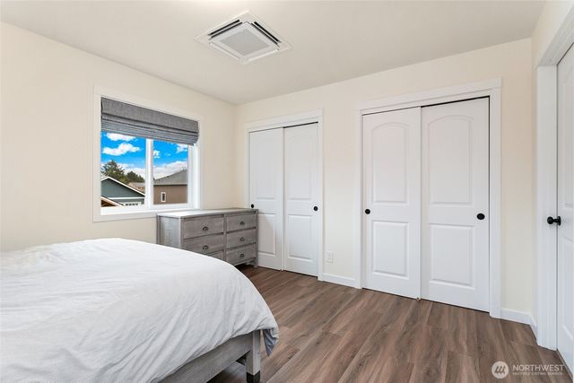 4 Drake Lane, Pacific Beach, WA 98571