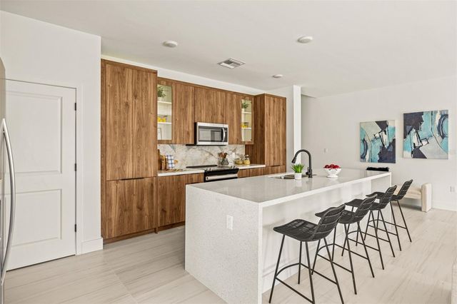 6410 QUARTET STREET, Mascotte, FL 34753