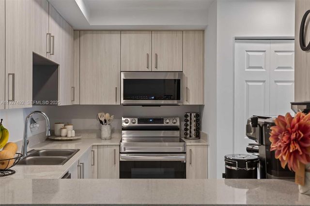 10950 NW 82nd St 109, Doral, FL 33178