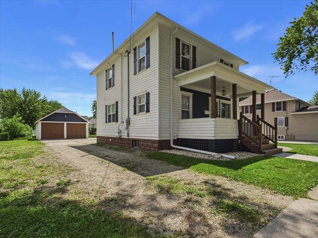 450 2nd Street, Randolph, WI 53956