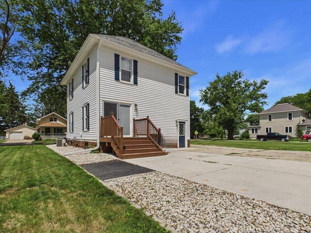 450 2nd Street, Randolph, WI 53956