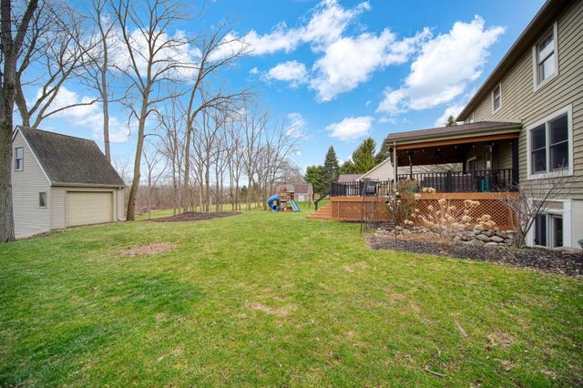 11085 Village Lane, Clinton, MI 49236