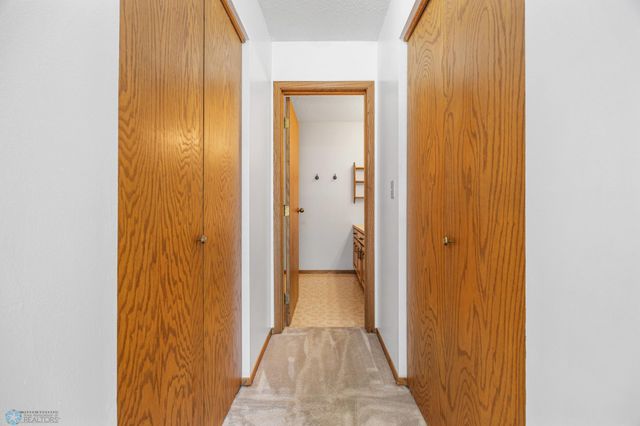 670 13th Avenue E, Fargo, ND 58078